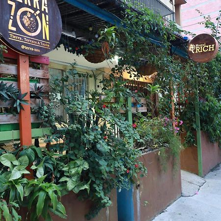 Hostal Rich Medellín Dış mekan fotoğraf