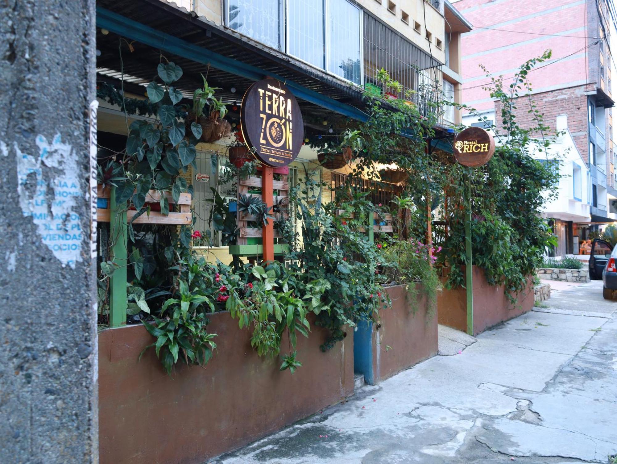 Hostal Rich Medellín Dış mekan fotoğraf